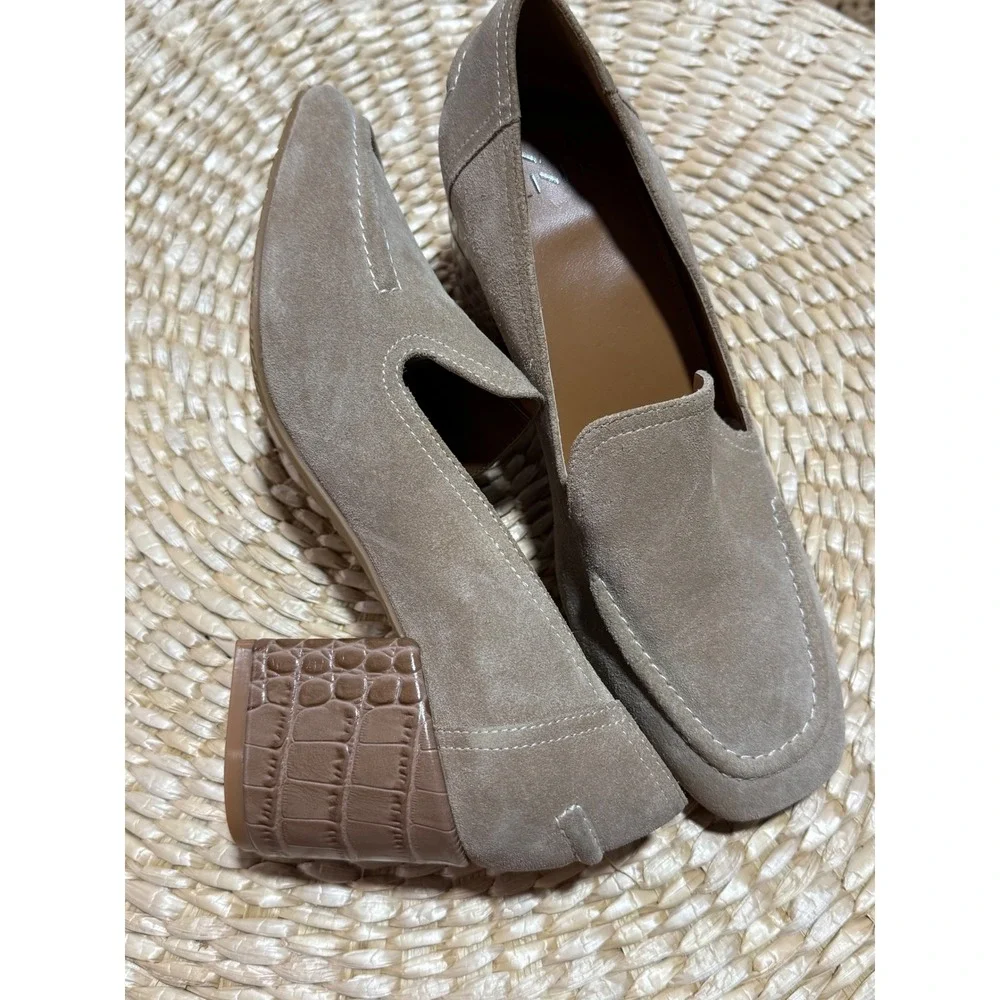 Donald Pliner Suede Loafer Block Heel Dress Shoes Square Toe Slip On‎ Taupe 6